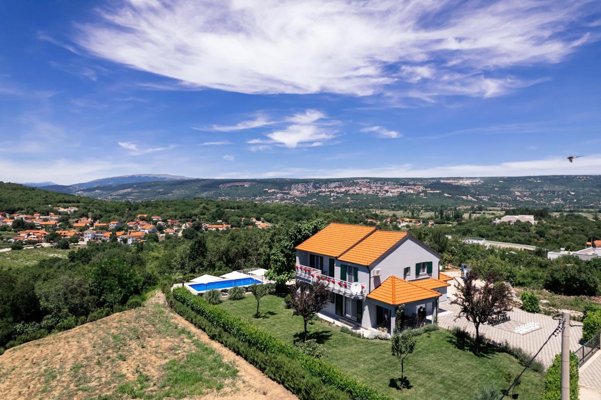 Villa Matko - Family Destination Zmijavci Exterior foto