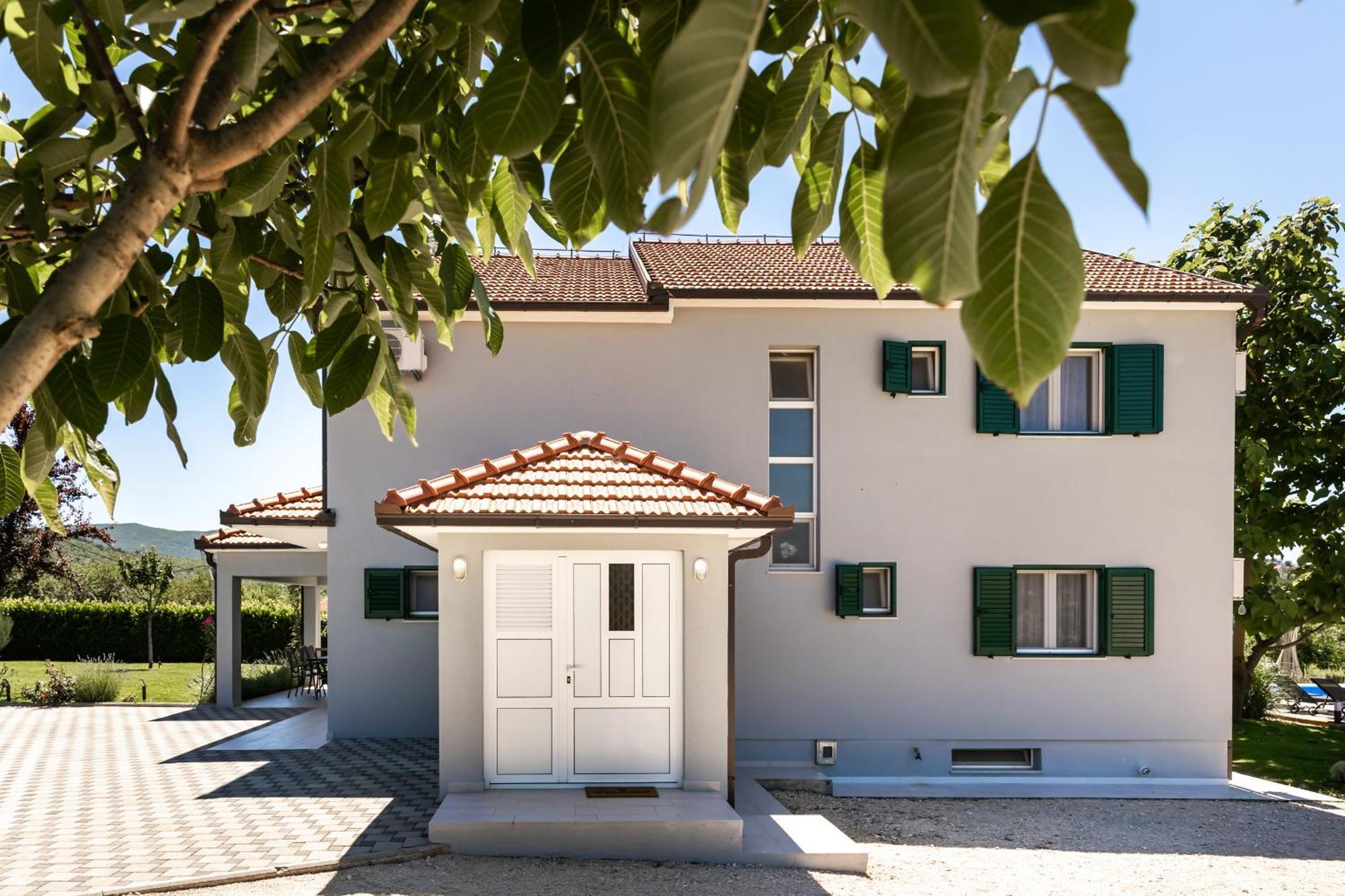Villa Matko - Family Destination Zmijavci Exterior foto