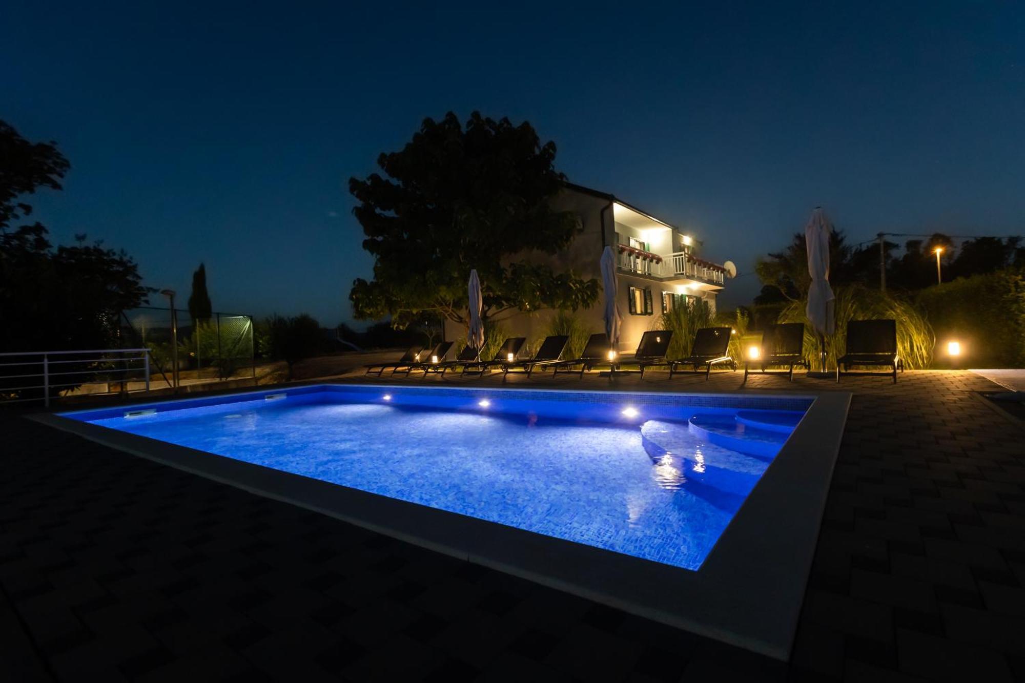 Villa Matko - Family Destination Zmijavci Exterior foto
